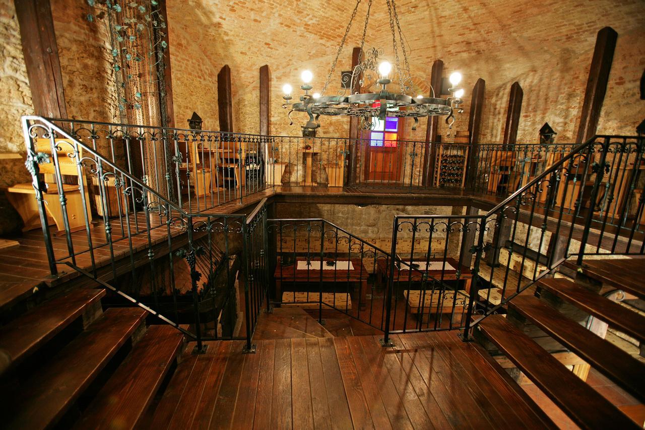 科拉科瓦尼城堡酒店 Krakovany 外观 照片